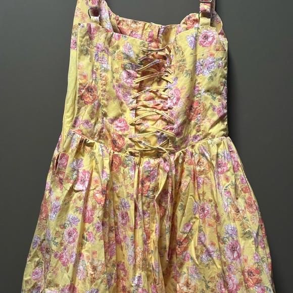 House of cb Tatiana Floral Yellow Mdi Dress - nwot, size small - Picture 6 of 7